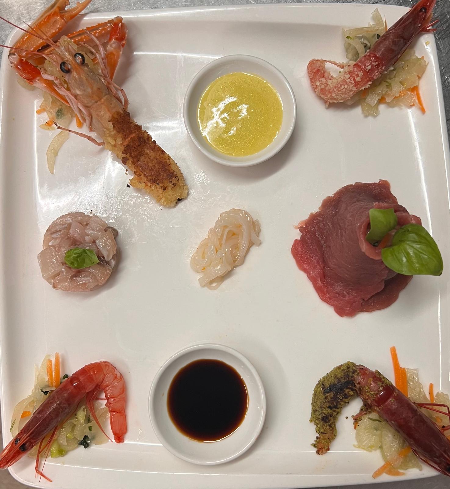 Crudo di pesce e crostacei